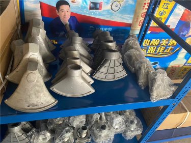 灑水車前噴鴨嘴（用于灑水車前置前噴頭，大小規(guī)格的前鴨嘴，沖洗地面）